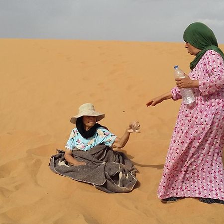 Restcamp Ergchebbi Hotel Merzouga Luaran gambar