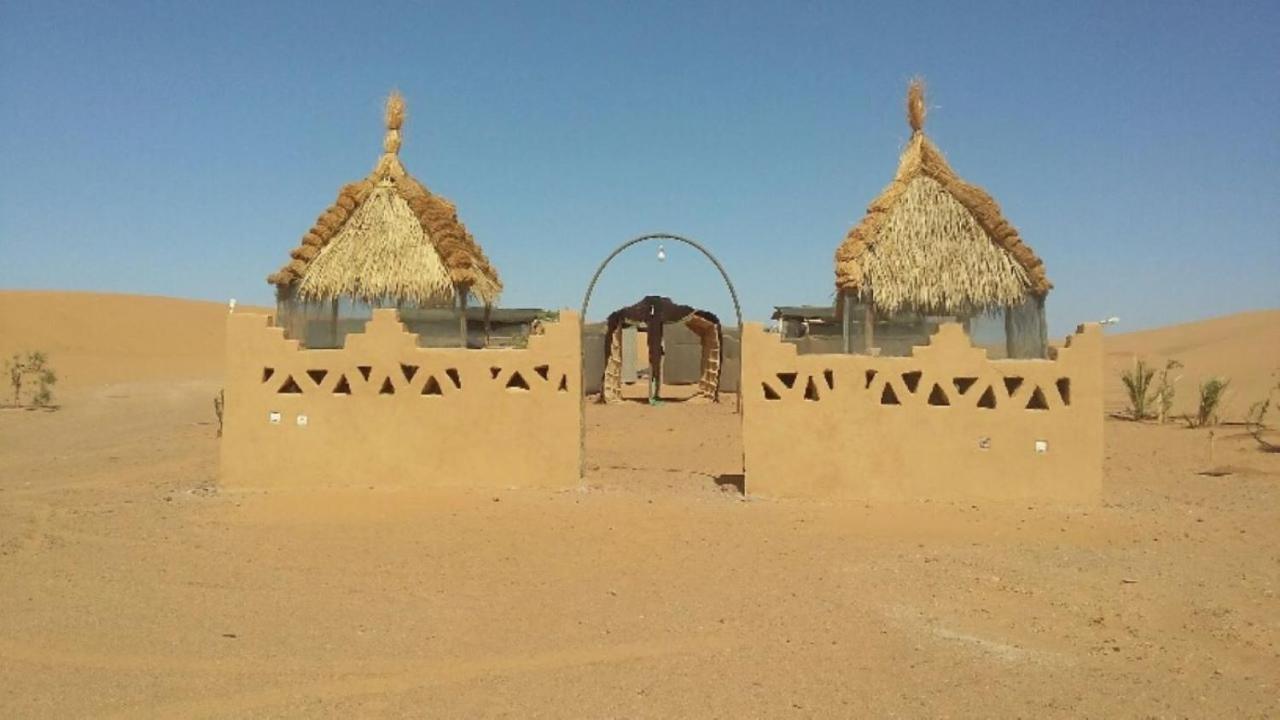 Restcamp Ergchebbi Hotel Merzouga Luaran gambar